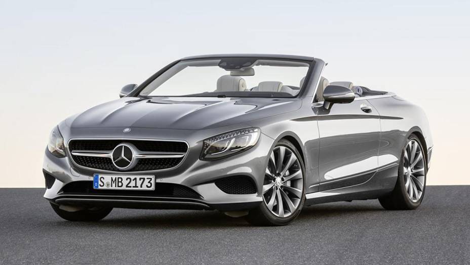 Há mais de 40 anos a Mercedes-Benz não lançava uma variante conversível para o Classe S <a href="https://beta-develop.quatrorodas.abril.com.br/noticias/fabricantes/mercedes-benz-resgata-antiga-tradicao-classe-s-cabriolet-901700.shtml" target="_blank" rel="migration">Leia mais</a>