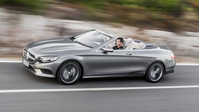 Em termos de design, o modelo se assemelha ao já conhecido Classe S Coupe <a href="https://beta-develop.quatrorodas.abril.com.br/noticias/fabricantes/mercedes-benz-resgata-antiga-tradicao-classe-s-cabriolet-901700.shtml" target="_blank" rel="migration">Leia mais</a> Em termos de design, o modelo se assemelha ao já conhecido Classe S Coupe <a href="https://beta-develop.quatrorodas.abril.com.br/noticias/fabricantes/mercedes-benz-resgata-antiga-tradicao-classe-s-cabriolet-901700.shtml" target="_blank" rel="migration">Leia mais</a>
