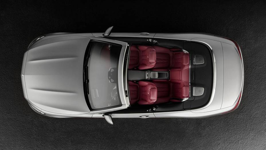 A exceção é o teto retrátil, que conta com três camadas de proteção acústica <a href="https://beta-develop.quatrorodas.abril.com.br/noticias/fabricantes/mercedes-benz-resgata-antiga-tradicao-classe-s-cabriolet-901700.shtml" target="_blank" rel="migration">Leia mais</a> A exceção é o teto retrátil, que conta com três camadas de proteção acústica <a href="https://beta-develop.quatrorodas.abril.com.br/noticias/fabricantes/mercedes-benz-resgata-antiga-tradicao-classe-s-cabriolet-901700.shtml" target="_blank" rel="migration">Leia mais</a>