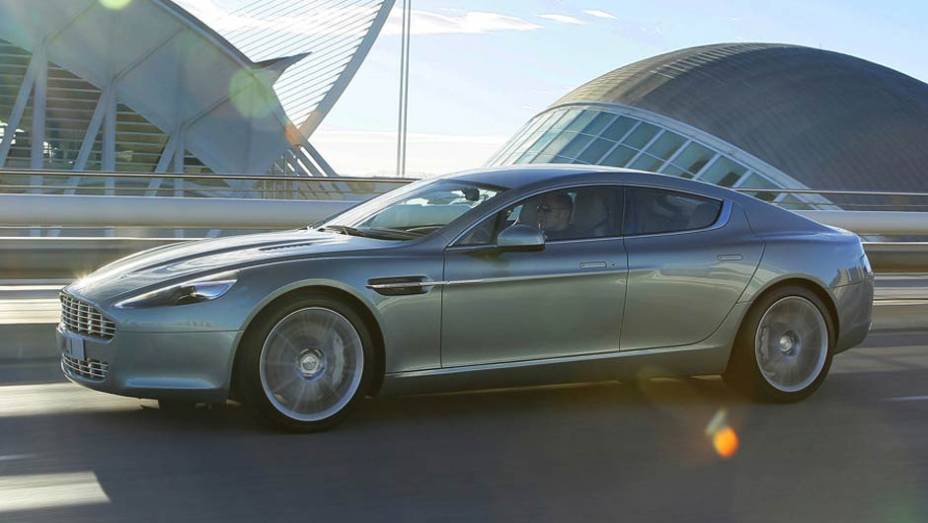 Rapide (2010): o cupê de quatro portas ressuscitou o nome de um clássico sedã para batizar o concorrente do Porsche Panamera Rapide (2010): o cupê de quatro portas ressuscitou o nome de um clássico sedã para batizar o concorrente do Porsche Panamera