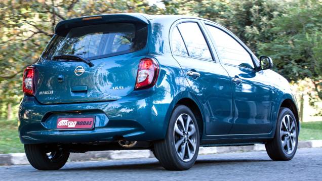 Pre&ccedil;os do modelo variam entre R$ 32.990 e R$ 42.990 | <a href="https://beta-develop.quatrorodas.abril.com.br/carros/lancamentos/nissan-new-march-782972.shtml" rel="migration">Leia mais</a>