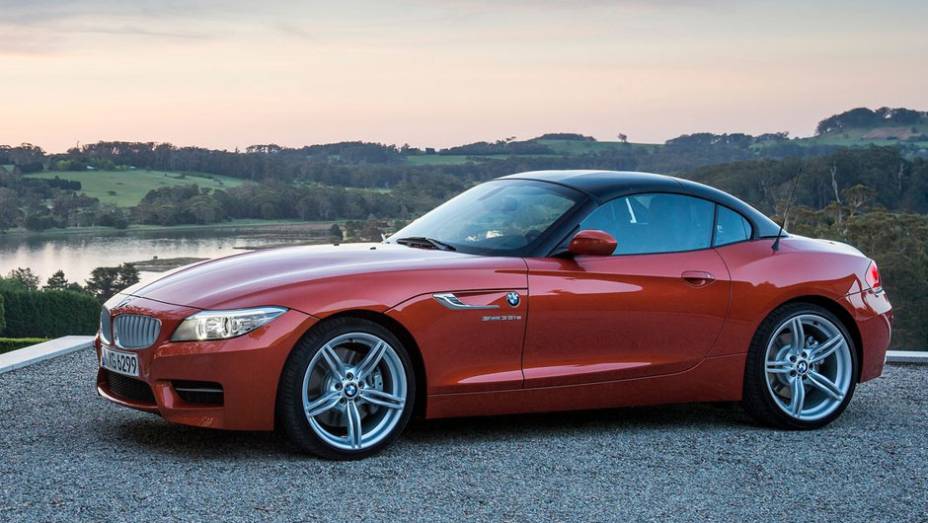 BMW Z4 Roadster 2014 | <a href="https://beta-develop.quatrorodas.abril.com.br/saloes/detroit/2013/bmw-z4-730389.shtml" rel="migration">Leia mais</a>