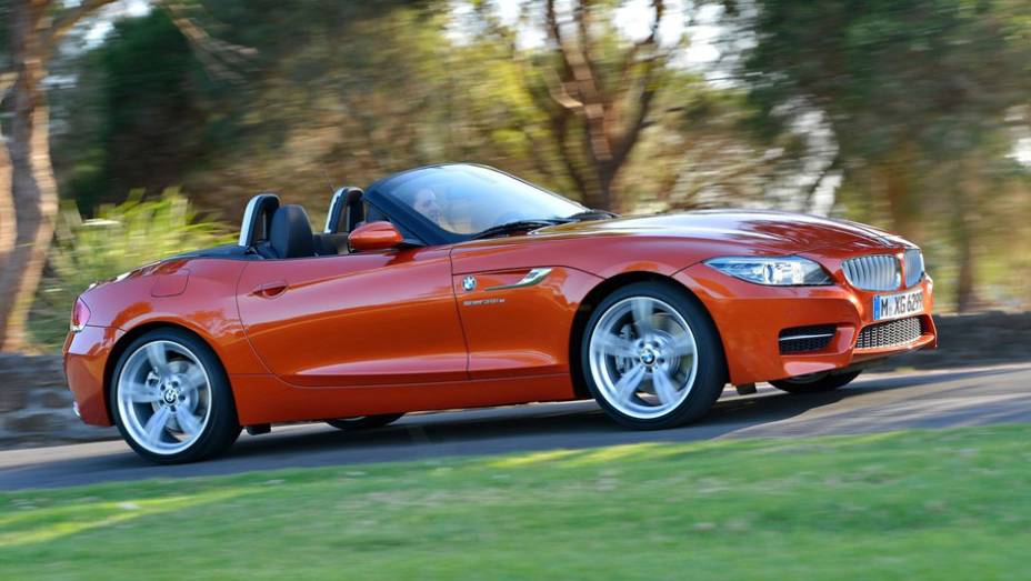 BMW Z4 Roadster 2014 | <a href="https://beta-develop.quatrorodas.abril.com.br/saloes/detroit/2013/bmw-z4-730389.shtml" rel="migration">Leia mais</a>