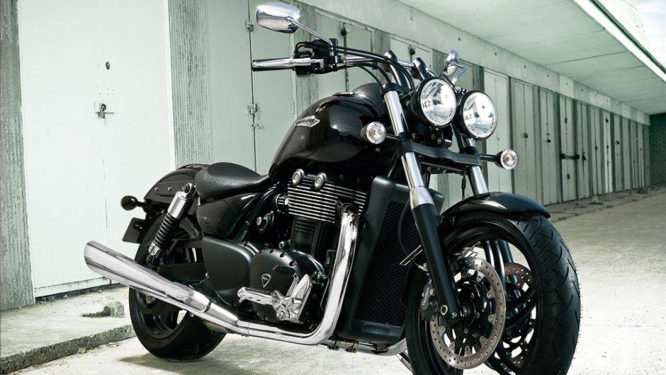 Triumph Thunderbird Storm