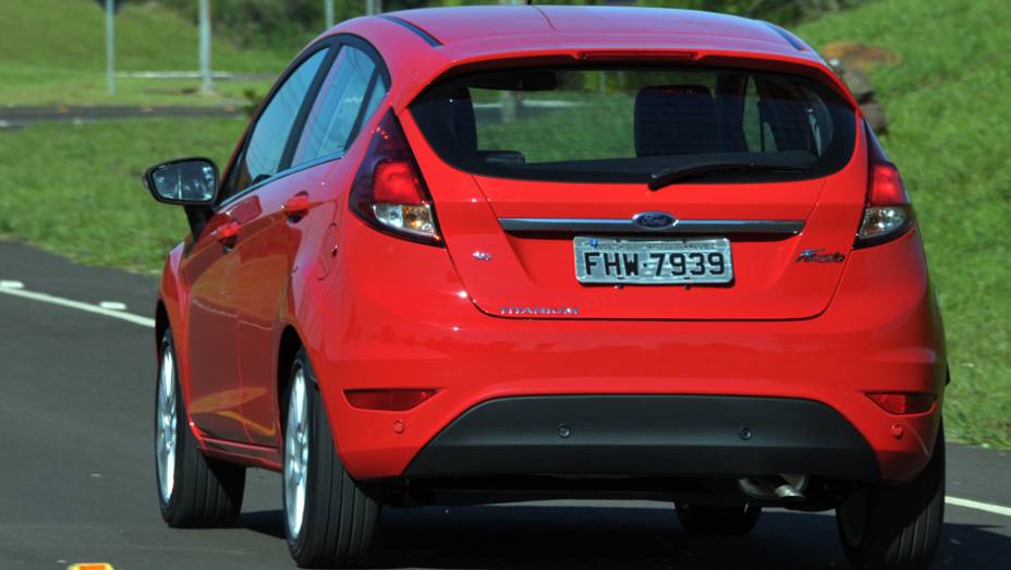 <a href="https://beta-develop.quatrorodas.abril.com.br/carros/lancamentos/ford-new-fiesta-2014-739245.shtml" rel="migration">Leia mais</a> <a href="https://beta-develop.quatrorodas.abril.com.br/carros/lancamentos/ford-new-fiesta-2014-739245.shtml" rel="migration">Leia mais</a>