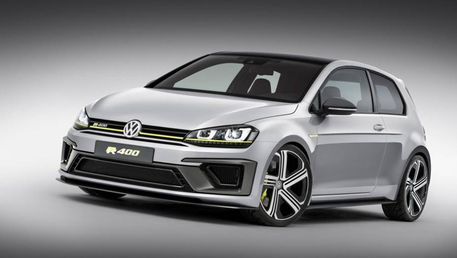 Volkswagen revelou uma versão mais do que radical Golf, intitulado R 400.| <a href="https://beta-develop.quatrorodas.abril.com.br/noticias/saloes/pequim-2014/vw-mostra-golf-r-400-pequim-780061.shtml" rel="migration">Leia mais</a>