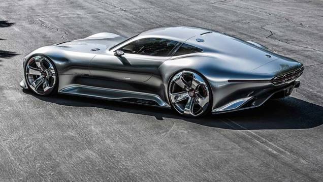 A traseira curta contrasta com a frente longa, herança do clássico 300 SL | <a href="https://beta-develop.quatrorodas.abril.com.br/noticias/saloes/los-angeles-2013/mercedes-benz-exibe-amg-vision-760771.shtml" rel="migration">Leia mais</a> A traseira curta contrasta com a frente longa, herança do clássico 300 SL | <a href="https://beta-develop.quatrorodas.abril.com.br/noticias/saloes/los-angeles-2013/mercedes-benz-exibe-amg-vision-760771.shtml" rel="migration">Leia mais</a>