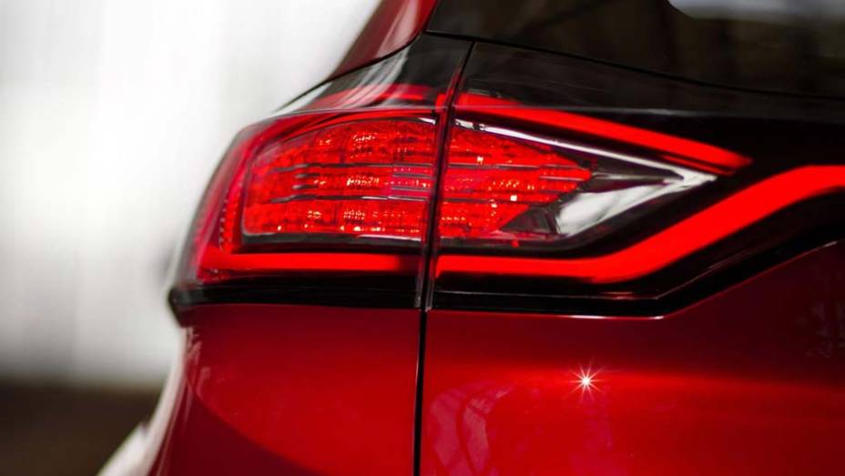 O Edge Concept dará origem a um SUV global, que chega às ruas nos próximos anos | <a href="https://beta-develop.quatrorodas.abril.com.br/noticias/saloes/los-angeles-2013/ford-apresenta-edge-concept-760730.shtml" rel="migration">Leia mais</a> O Edge Concept dará origem a um SUV global, que chega às ruas nos próximos anos | <a href="https://beta-develop.quatrorodas.abril.com.br/noticias/saloes/los-angeles-2013/ford-apresenta-edge-concept-760730.shtml" rel="migration">Leia mais</a>