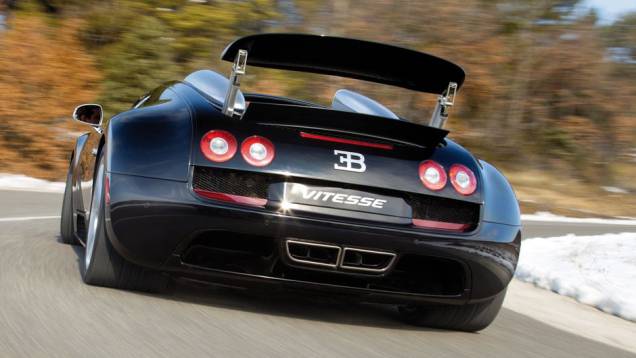 Modelo foi apresentado ao mundo no Salão de Genebra | <a href="https://beta-develop.quatrorodas.abril.com.br/saloes/genebra/2012/bugatti-veyron-grand-sport-vitesse-678489.shtml" rel="migration">Leia mais</a> Modelo foi apresentado ao mundo no Salão de Genebra | <a href="https://beta-develop.quatrorodas.abril.com.br/saloes/genebra/2012/bugatti-veyron-grand-sport-vitesse-678489.shtml" rel="migration">Leia mais</a>