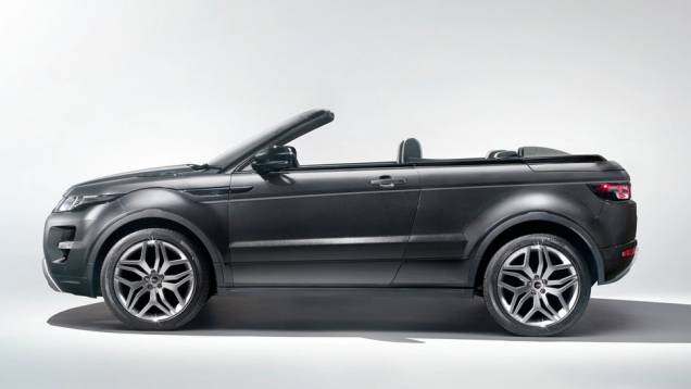 Conceito tem espaço para quatro pessoas e uma capota elétrica com sistema de proteção contra capotamento | <a href="https://beta-develop.quatrorodas.abril.com.br/saloes/genebra/2012/land-rover-range-rover-evoque-cabrio-678525.shtml" rel="migration">Leia mais</a> Conceito tem espaço para quatro pessoas e uma capota elétrica com sistema de proteção contra capotamento | <a href="https://beta-develop.quatrorodas.abril.com.br/saloes/genebra/2012/land-rover-range-rover-evoque-cabrio-678525.shtml" rel="migration">Leia mais</a>