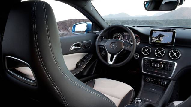 Interior também mudou completamente em relação à geração anterior | <a href="https://beta-develop.quatrorodas.abril.com.br/saloes/genebra/2012/mercedes-benz-classe-678631.shtml" rel="migration">Leia mais</a> Interior também mudou completamente em relação à geração anterior | <a href="https://beta-develop.quatrorodas.abril.com.br/saloes/genebra/2012/mercedes-benz-classe-678631.shtml" rel="migration">Leia mais</a>
