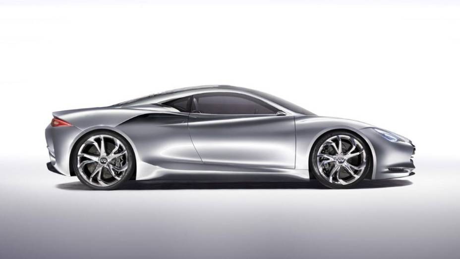 Super carro é um protótipo de elétrico | <a href="https://beta-develop.quatrorodas.abril.com.br/saloes/genebra/2012/infiniti-emerg-e-678678.shtml" rel="migration">Leia mais</a>