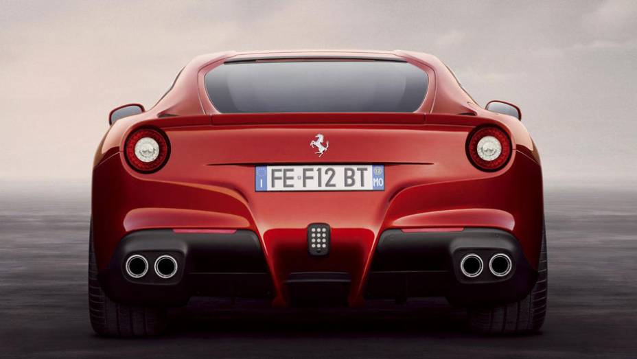 A economia de combustível, segundo a marca, melhorou em 10% em relação ao modelo 599 | <a href="https://beta-develop.quatrorodas.abril.com.br/saloes/genebra/2012/ferrari-f12berlinetta-678494.shtml" rel="migration">Leia mais</a>