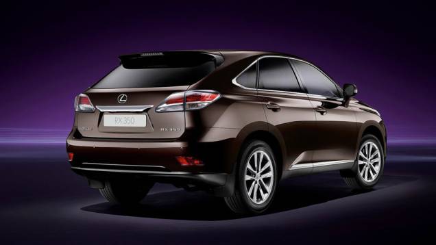 Novas rodas de 19 polegadas equipam o modelo | <a href="https://beta-develop.quatrorodas.abril.com.br/saloes/genebra/2012/lexus-rx-678808.shtml" rel="migration">Leia mais</a> Novas rodas de 19 polegadas equipam o modelo | <a href="https://beta-develop.quatrorodas.abril.com.br/saloes/genebra/2012/lexus-rx-678808.shtml" rel="migration">Leia mais</a>