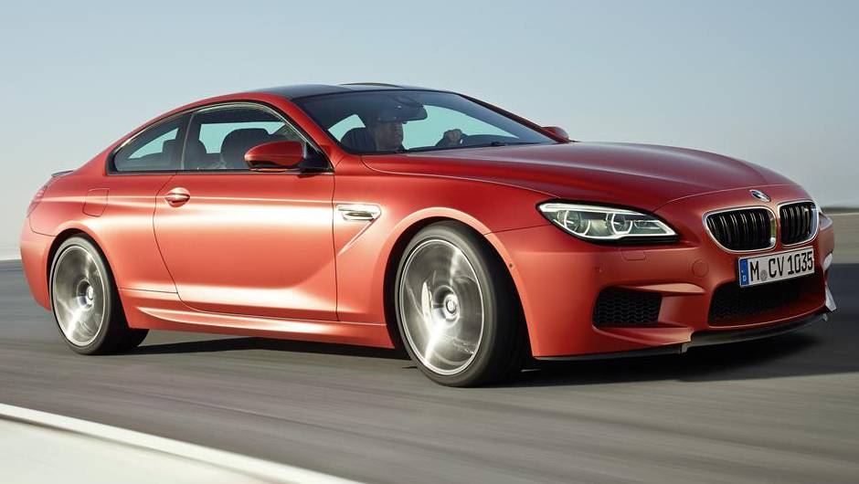 Altera&ccedil;&otilde;es afetaram tanto o cup&ecirc; quanto sed&atilde; e convers&iacute;vel | <a href="https://beta-develop.quatrorodas.abril.com.br/noticias/saloes/detroit-2015/bmw-apresenta-nova-familia-serie-6-820099.shtml" rel="migration">Leia mais</a>