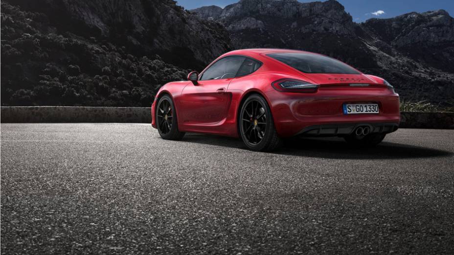 Outra novidade é o sistema de amortecimento eletrônico. | <a href="https://beta-develop.quatrorodas.abril.com.br/noticias/fabricantes/porsche-lanca-boxster-gts-cayman-gts-777156.shtml" rel="migration">Leia mais</a> Outra novidade é o sistema de amortecimento eletrônico. | <a href="https://beta-develop.quatrorodas.abril.com.br/noticias/fabricantes/porsche-lanca-boxster-gts-cayman-gts-777156.shtml" rel="migration">Leia mais</a>