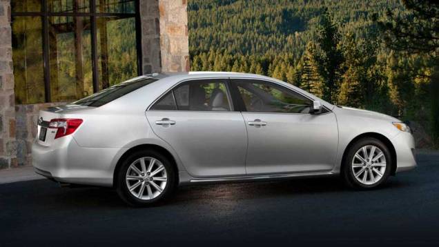 As mudanças devem manter o Camry na briga pela liderança entre os mais vendidos. <a href="https://beta-develop.quatrorodas.abril.com.br/carros/lancamentos/toyota-camry-637524.shtml" rel="migration">Leia mais</a> As mudanças devem manter o Camry na briga pela liderança entre os mais vendidos. <a href="https://beta-develop.quatrorodas.abril.com.br/carros/lancamentos/toyota-camry-637524.shtml" rel="migration">Leia mais</a>