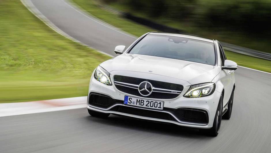 Às vésperas do Salão de Paris, a Mercedes-Benz revela o novo C63 AMG | <a href="https://beta-develop.quatrorodas.abril.com.br/noticias/saloes/paris-2014/mercedes-benz-revela-detalhes-novo-c63-amg-802146.shtml" rel="migration">Leia mais</a> Às vésperas do Salão de Paris, a Mercedes-Benz revela o novo C63 AMG | <a href="https://beta-develop.quatrorodas.abril.com.br/noticias/saloes/paris-2014/mercedes-benz-revela-detalhes-novo-c63-amg-802146.shtml" rel="migration">Leia mais</a>