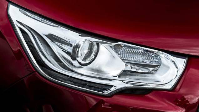 Segundo Olivier Vincent, designer do DS4, os faróis foram inspirados nos olhos humanos | <a href="https://beta-develop.quatrorodas.abril.com.br/carros/lancamentos/citroen-ds4-734568.shtml" rel="migration">Leia mais</a> Segundo Olivier Vincent, designer do DS4, os faróis foram inspirados nos olhos humanos | <a href="https://beta-develop.quatrorodas.abril.com.br/carros/lancamentos/citroen-ds4-734568.shtml" rel="migration">Leia mais</a>