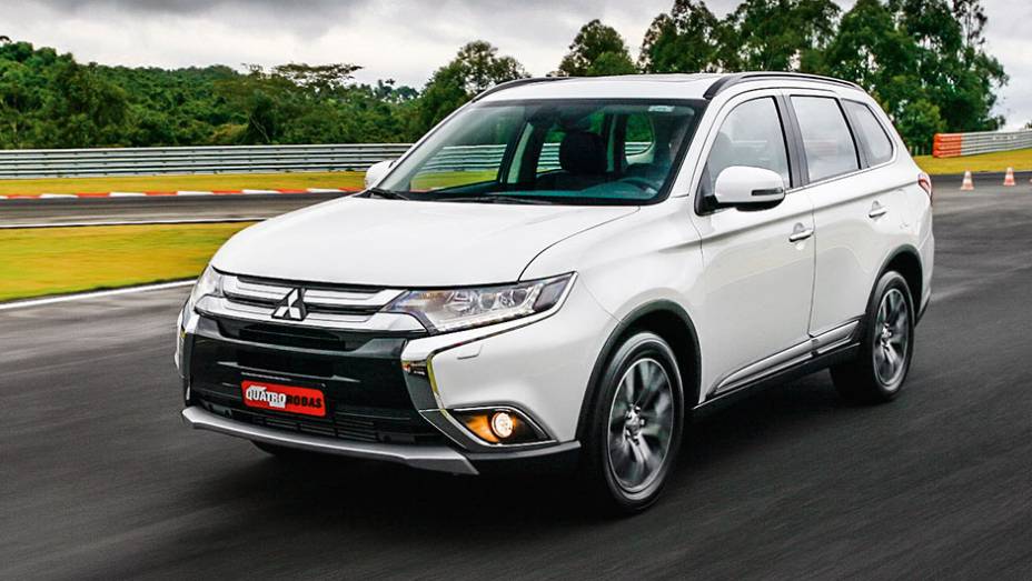 Mitsubishi reestiliza o Outlander e lan&ccedil;a vers&atilde;o a diesel - <a href="https://beta-develop.quatrorodas.abril.com.br/carros/testes/mitsubishi-new-outlander-2-2l-diesel-870160.shtml" rel="migration">Leia mais</a>