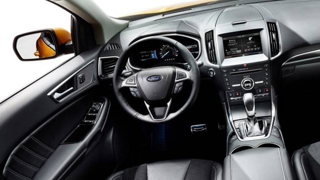 Por dentro as alterações foram mais discretas, com novas saídas de ar-condicionado e revestimentos | <a href="https://beta-develop.quatrorodas.abril.com.br/noticias/saloes/paris-2014/ford-apresenta-novo-edge-787116.shtml" rel="migration">Leia mais</a> Por dentro as alterações foram mais discretas, com novas saídas de ar-condicionado e revestimentos | <a href="https://beta-develop.quatrorodas.abril.com.br/noticias/saloes/paris-2014/ford-apresenta-novo-edge-787116.shtml" rel="migration">Leia mais</a>