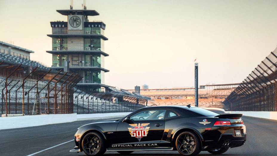 Está será a 98ª edição da lendária corrida | <a href="https://beta-develop.quatrorodas.abril.com.br/noticias/fabricantes/f-indy-apresenta-seu-novo-pace-car-chevrolet-camaro-z-28-777840.shtml" rel="migration">Leia mais</a>