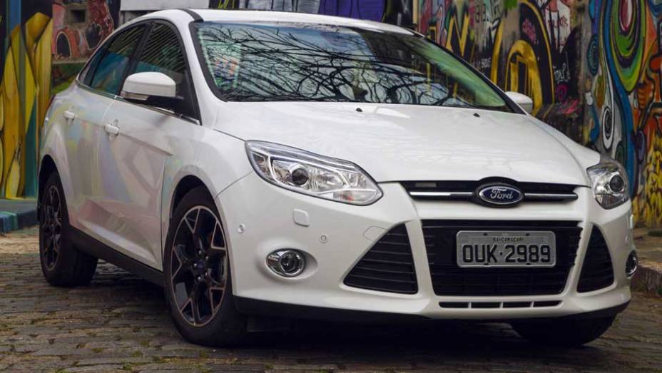 O motor Duratec é o primeiro flex do mundo com injeção direta de combustível | <a href="https://beta-develop.quatrorodas.abril.com.br/carros/lancamentos/novo-ford-focus-sedan-755333.shtml" rel="migration">Leia mais</a>