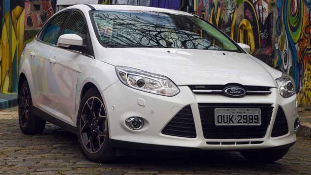 O motor Duratec é o primeiro flex do mundo com injeção direta de combustível | <a href="https://beta-develop.quatrorodas.abril.com.br/carros/lancamentos/novo-ford-focus-sedan-755333.shtml" rel="migration">Leia mais</a> O motor Duratec é o primeiro flex do mundo com injeção direta de combustível | <a href="https://beta-develop.quatrorodas.abril.com.br/carros/lancamentos/novo-ford-focus-sedan-755333.shtml" rel="migration">Leia mais</a>