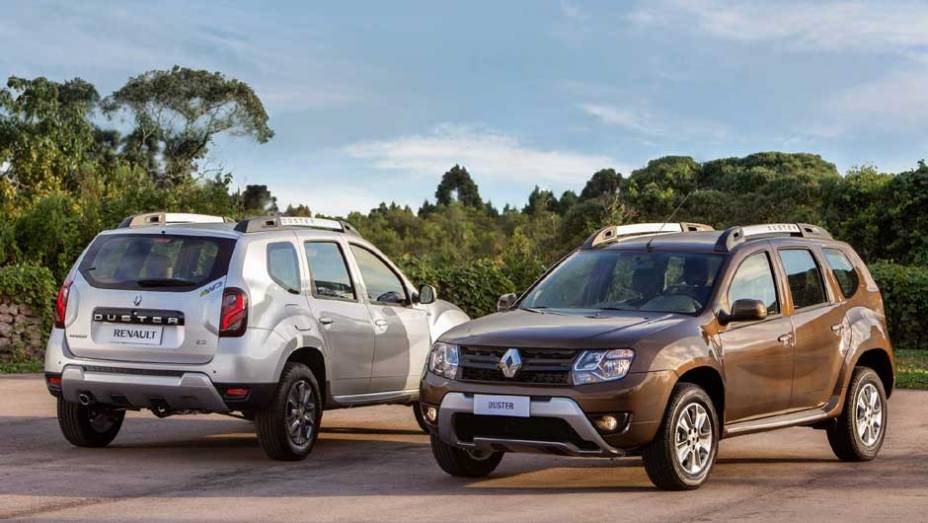 A Renault muda o visual do Duster para tentar conter o efeito novidade de Honda HR-V e Jeep Renegade | <a href="https://beta-develop.quatrorodas.abril.com.br/noticias/fabricantes/renault-duster-2016-estreia-novo-visual-852094.shtml" target="_blank" rel="migration">Leia mais</a>