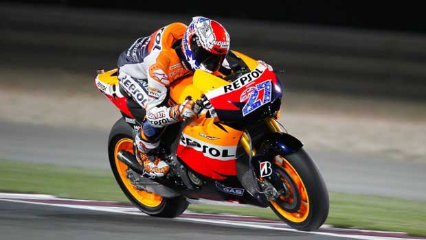 Stoner confirma no Qatar