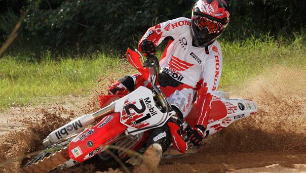 Wellington Garcia treina para o Mundial de Cross