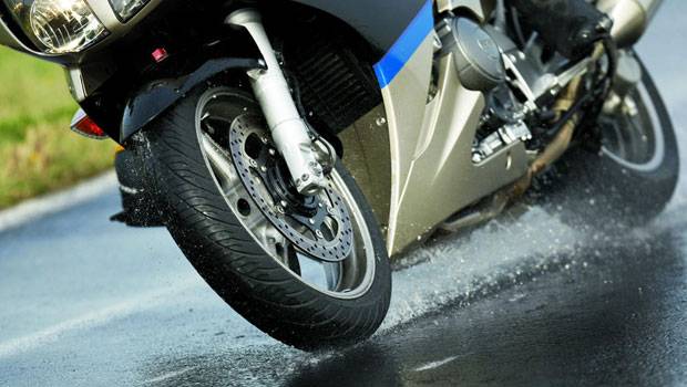Pilot Road 3 aposta no sport-touring