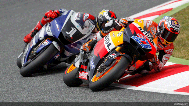Stoner vence em Barcelona