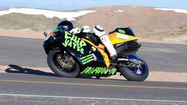 Elétrica Swigz faz história em Pikes Peak