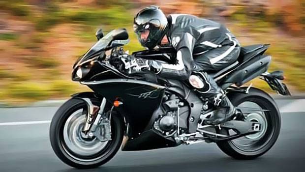 Yamaha YZF-R1