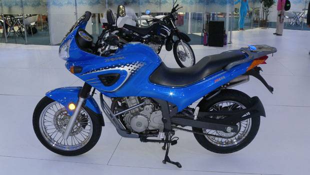Traxx exibe a Dunna 600 em seu estande
