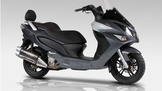 Daelin lança maxiscooter S3fi Touring