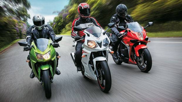 Kawasaki Ninja 250R x Dafra Roadwin 250 x Kasinski Comet GT 250R