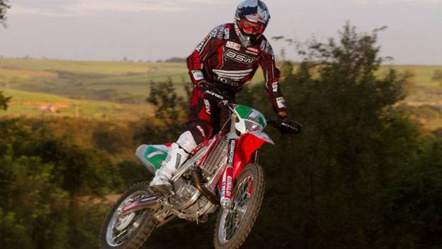 Zanol salta para a Honda