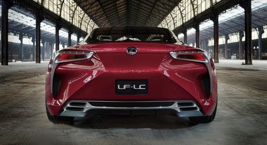 280812lexuslflc3.jpg