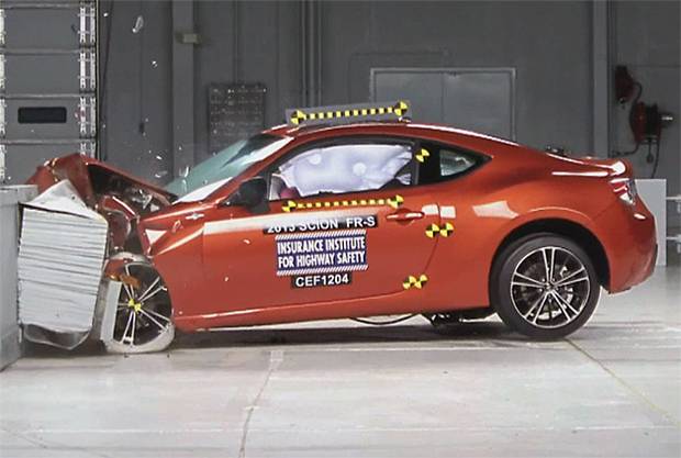 Subaru BRZ ganha nota máxima da NHTSA