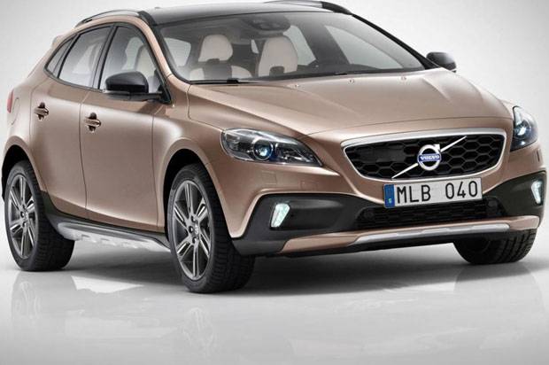 Volvo divulga imagens do V40 Cross Country
