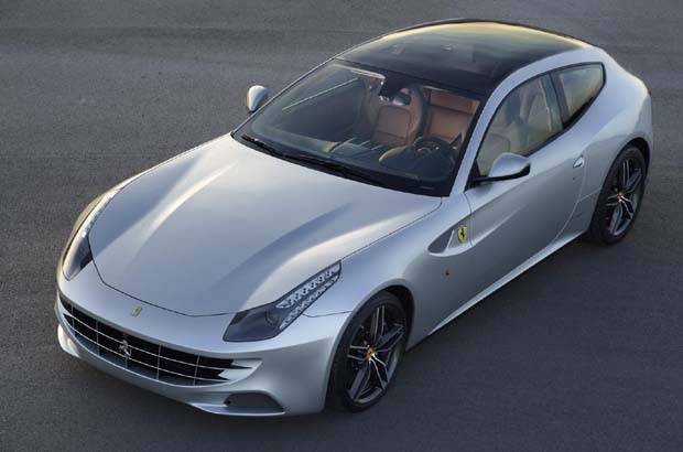 Ferrari FF ganha teto solar panorâmico