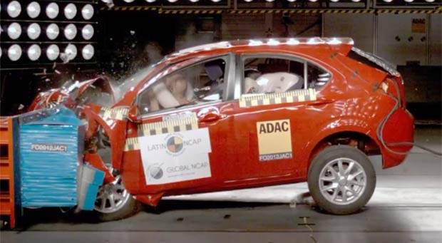 JAC J3 vai mal em crash-test do Latin NCAP
