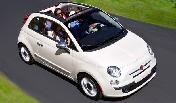 Fiat divulga vídeo promocional do 500 Abarth Cabrio nos EUA