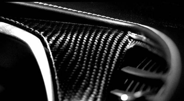 Chevrolet revela mais um teaser do novo Corvette