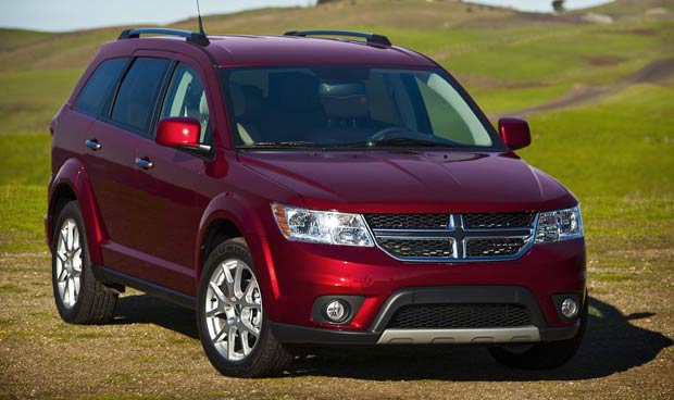 Chrysler reduz preços de três modelos