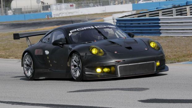 Porsche mostra 911 GT3 RSR Prototype