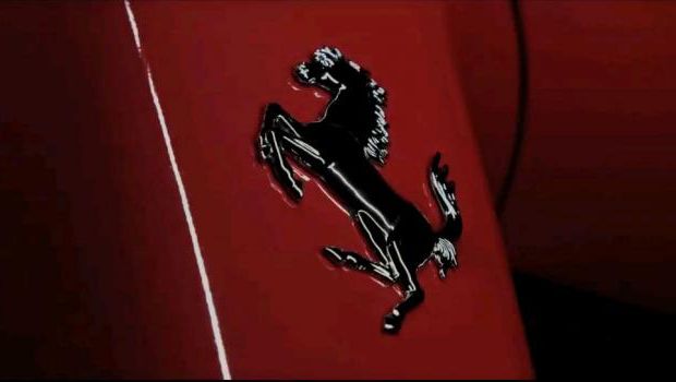 Ferrari mostra último teaser da sucessora da Enzo