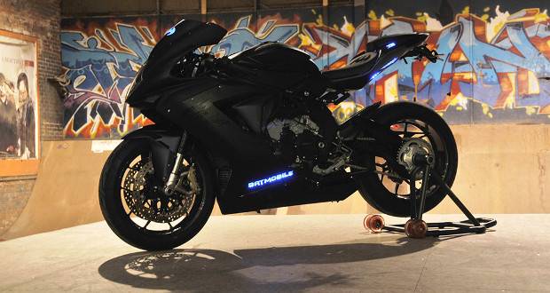 Justin Bieber ganha MV Agusta F3 675 “Batman”